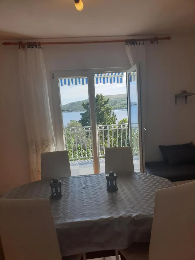 Apartment Villa Reminiscence Seget Vranjica Croatia